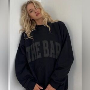 The Bar Womens Black Oversized Varsity Fit Sweatshirt Size Medium